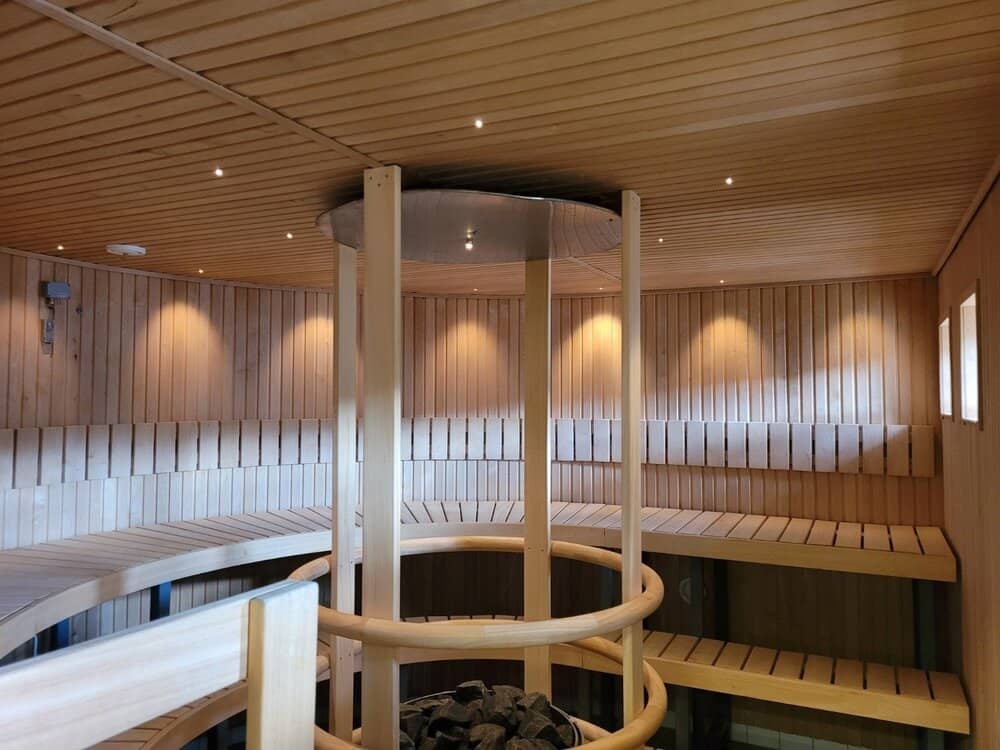 saunatila-roiha-4qugf